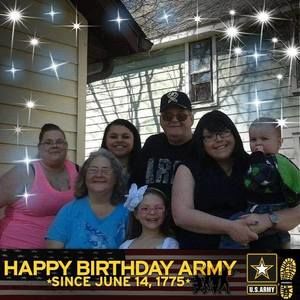 Meet your Posher, Raymond